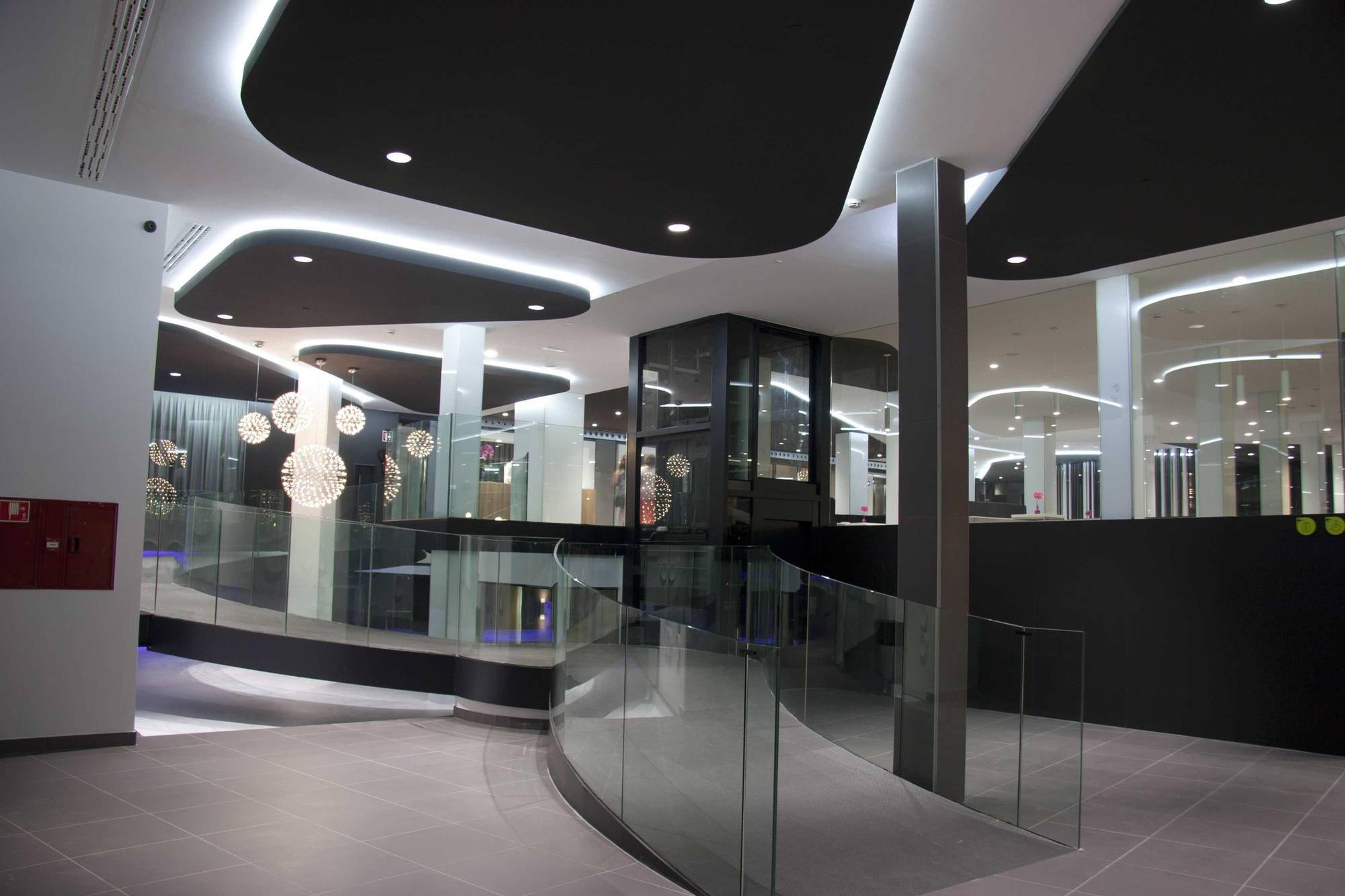 Hotel Flash - Recommended Adults Only 4 Sup 4*